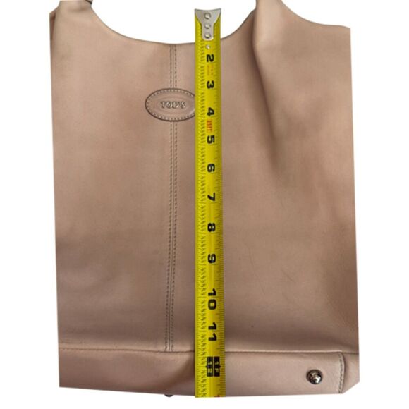 Tod's CS24 Beige Tote Bag - Picture 16 of 16